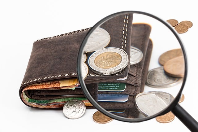 Monthly Money Mistake - August 2019. This month's money mistake is don't assume someone else will do it. Read on for how this could cost or save your hundreds of dollars next month. #moneymistake #dontassume #handfulofthoughts