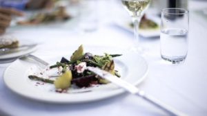 January's money mistake has to do with avoidable food waste. Read more to find out how bad the problem of avoidable food waste is as and how you can reduce your avoidable food waste. #handfulofthoughts #foodwaste #moneymistake #savemoney